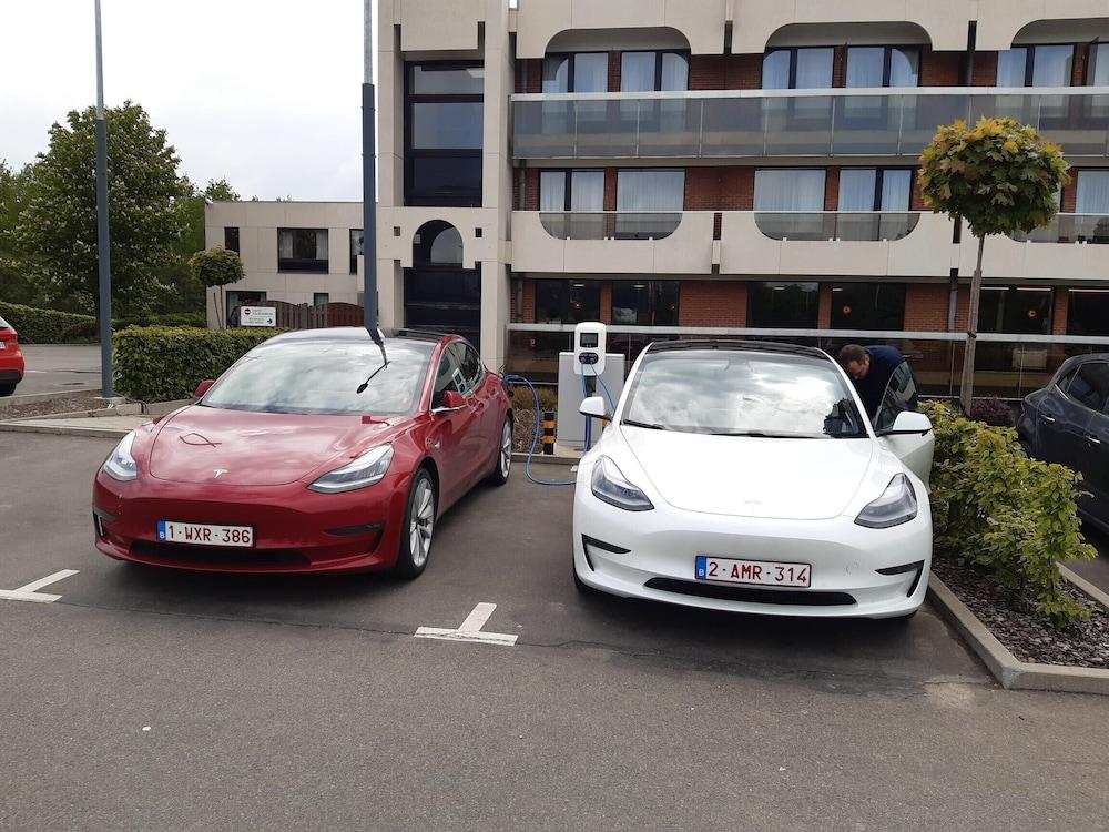 Hotel Les 3 Cles Gembloux Zewnętrze zdjęcie
