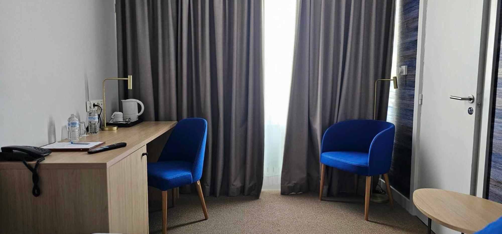 Hotel Les 3 Cles Gembloux Zewnętrze zdjęcie