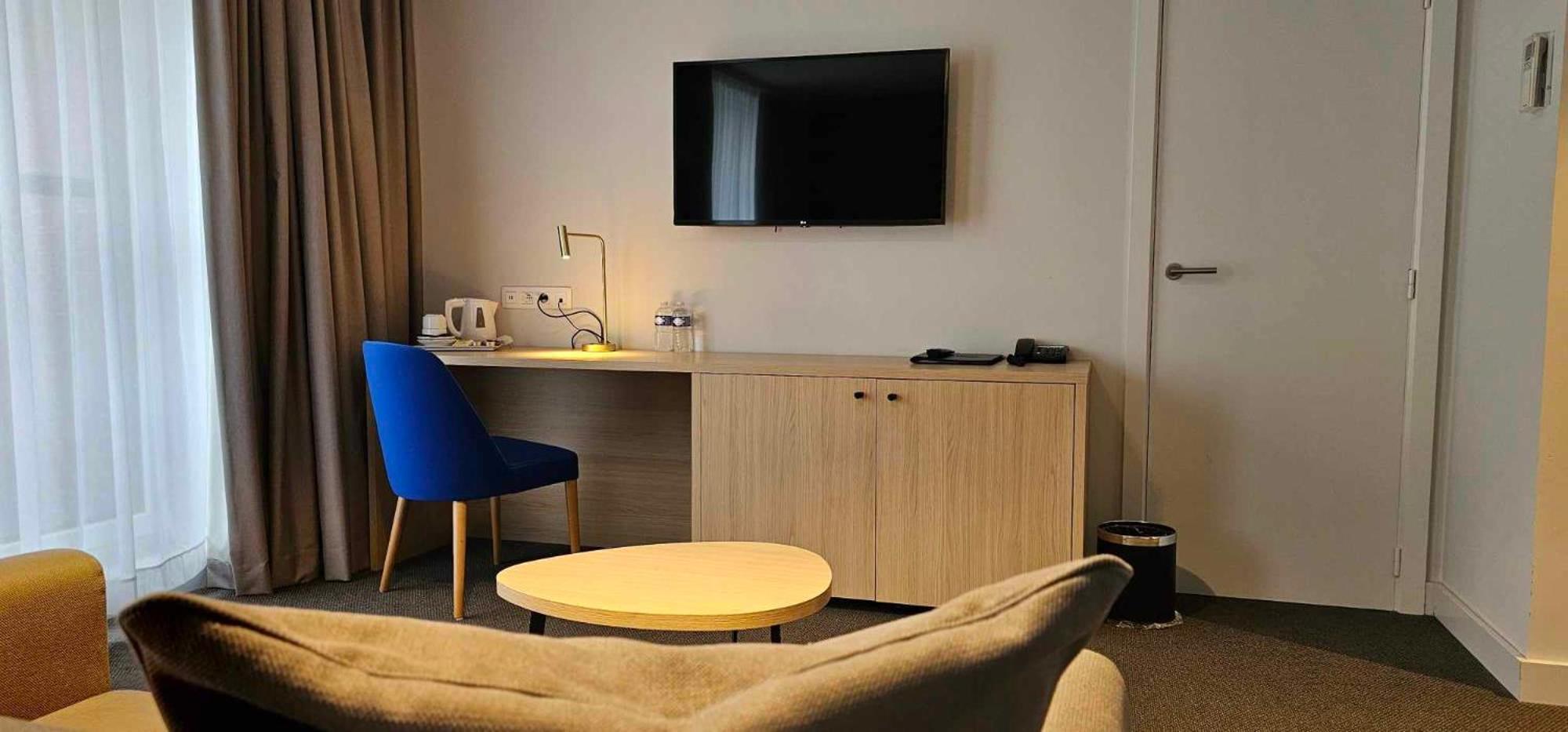 Hotel Les 3 Cles Gembloux Zewnętrze zdjęcie