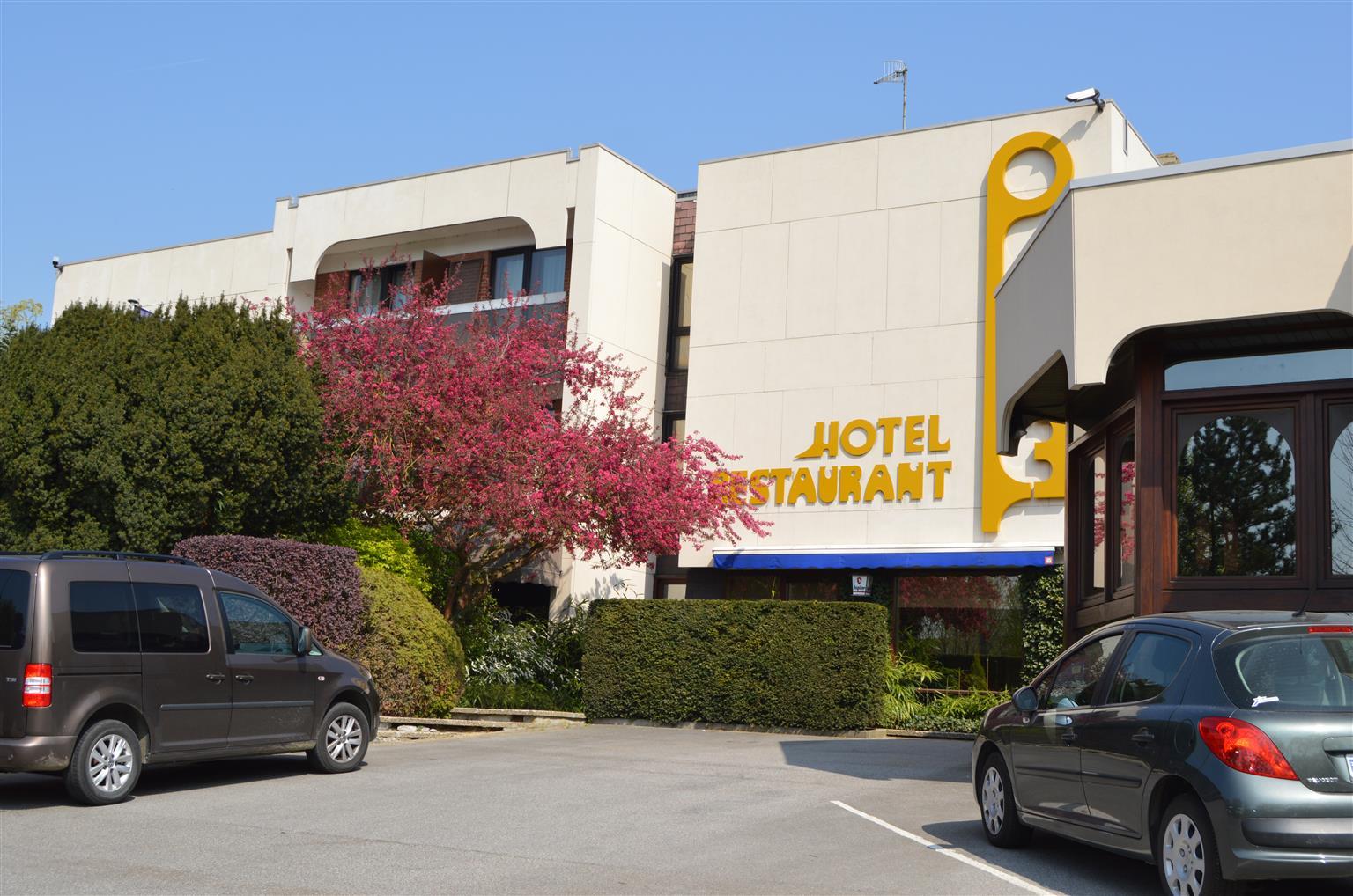 Hotel Les 3 Cles Gembloux Zewnętrze zdjęcie