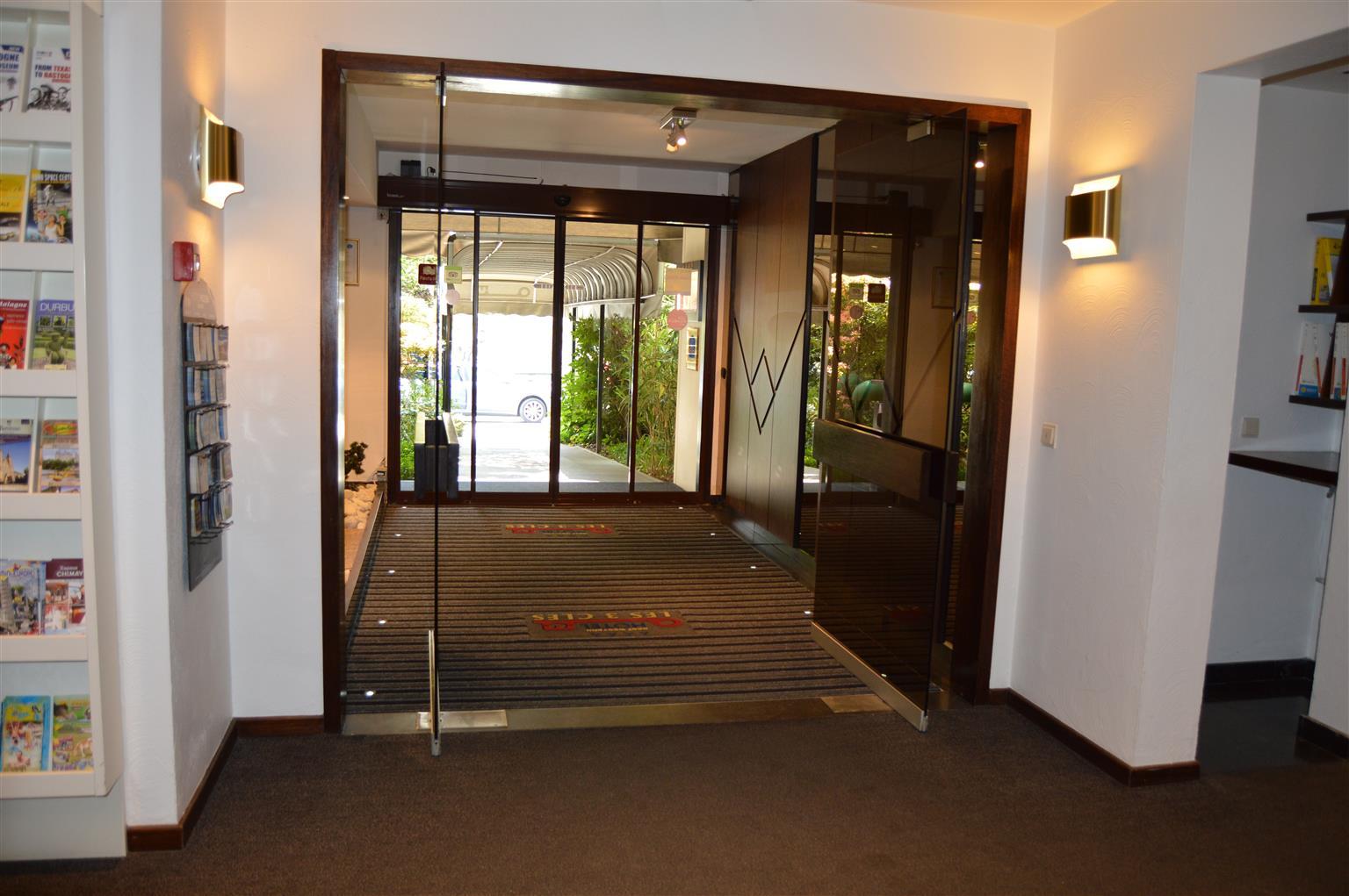 Hotel Les 3 Cles Gembloux Zewnętrze zdjęcie