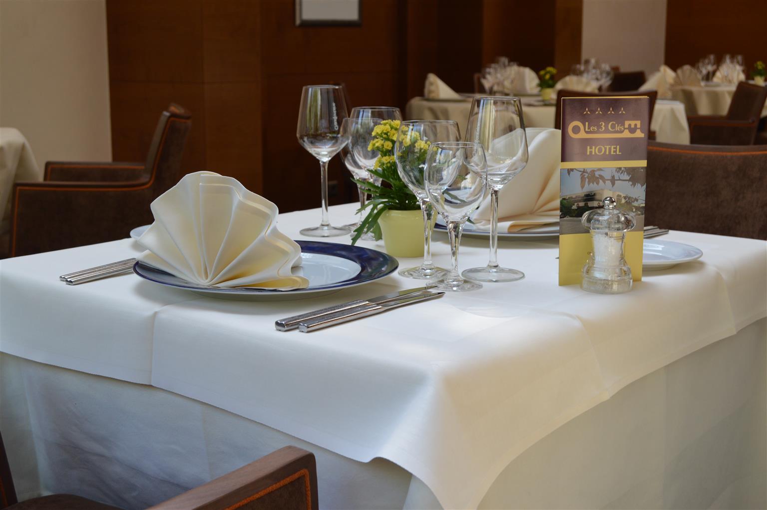 Hotel Les 3 Cles Gembloux Zewnętrze zdjęcie