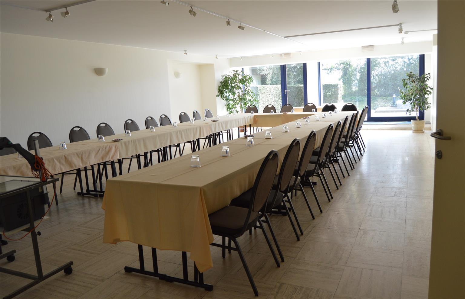 Hotel Les 3 Cles Gembloux Zewnętrze zdjęcie