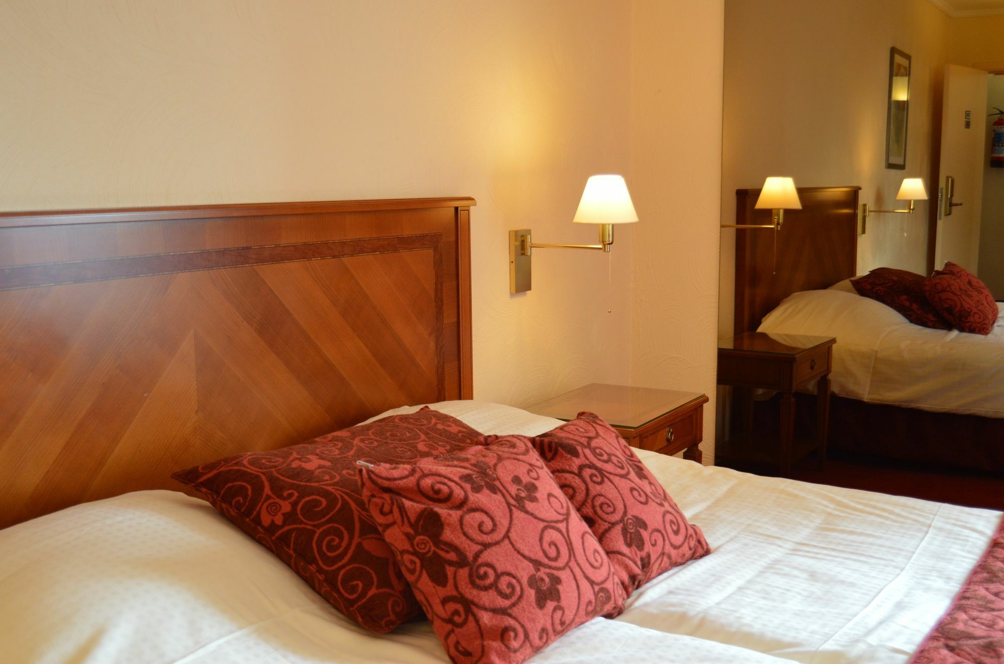 Hotel Les 3 Cles Gembloux Zewnętrze zdjęcie